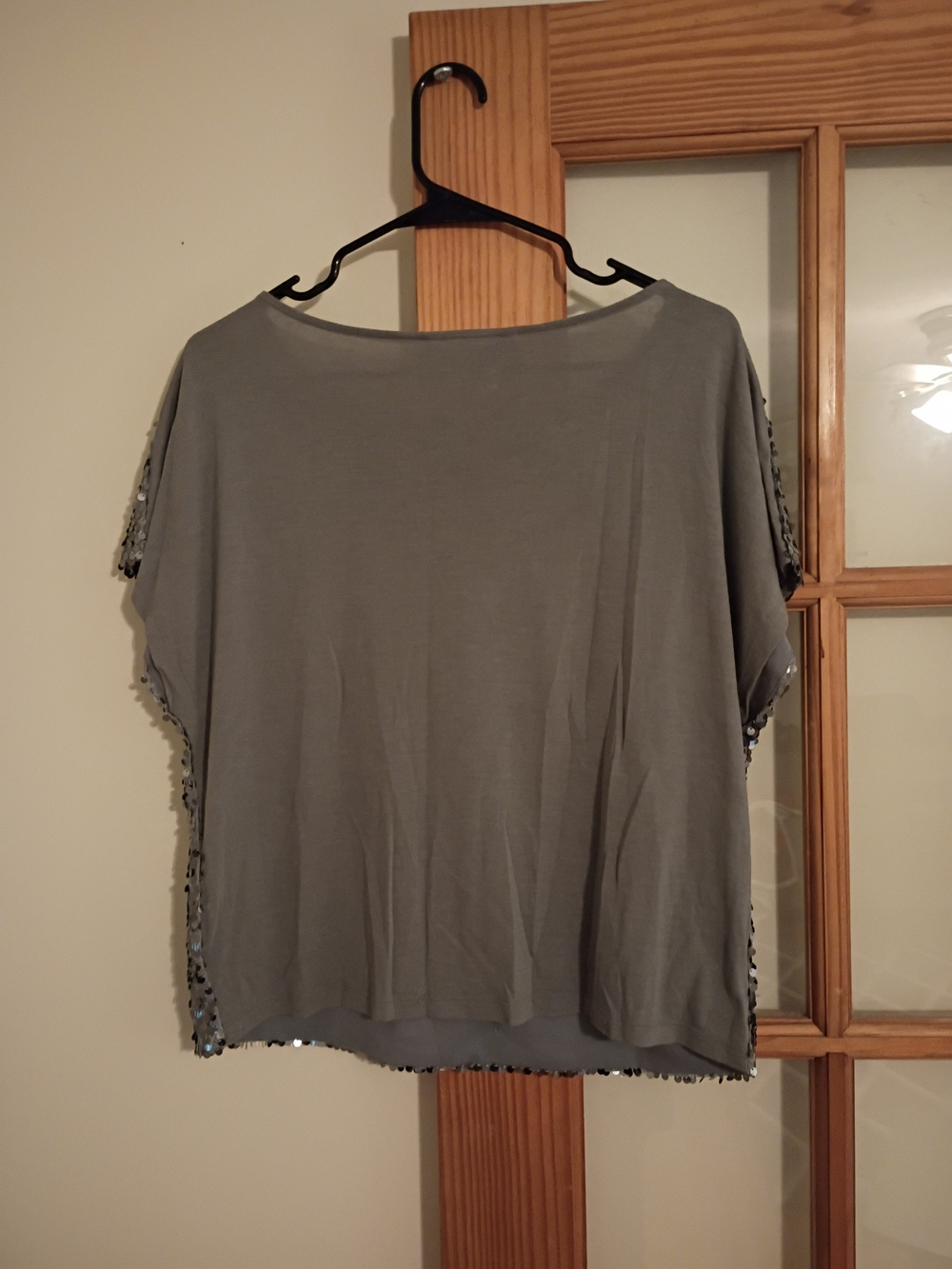 Jennifer Lopez Silver Sequin Short Sleeve Tee - Picture 2 of 3